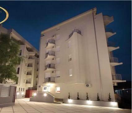 Holiday Wing Apartment 2 Jagodina Eksteriør billede